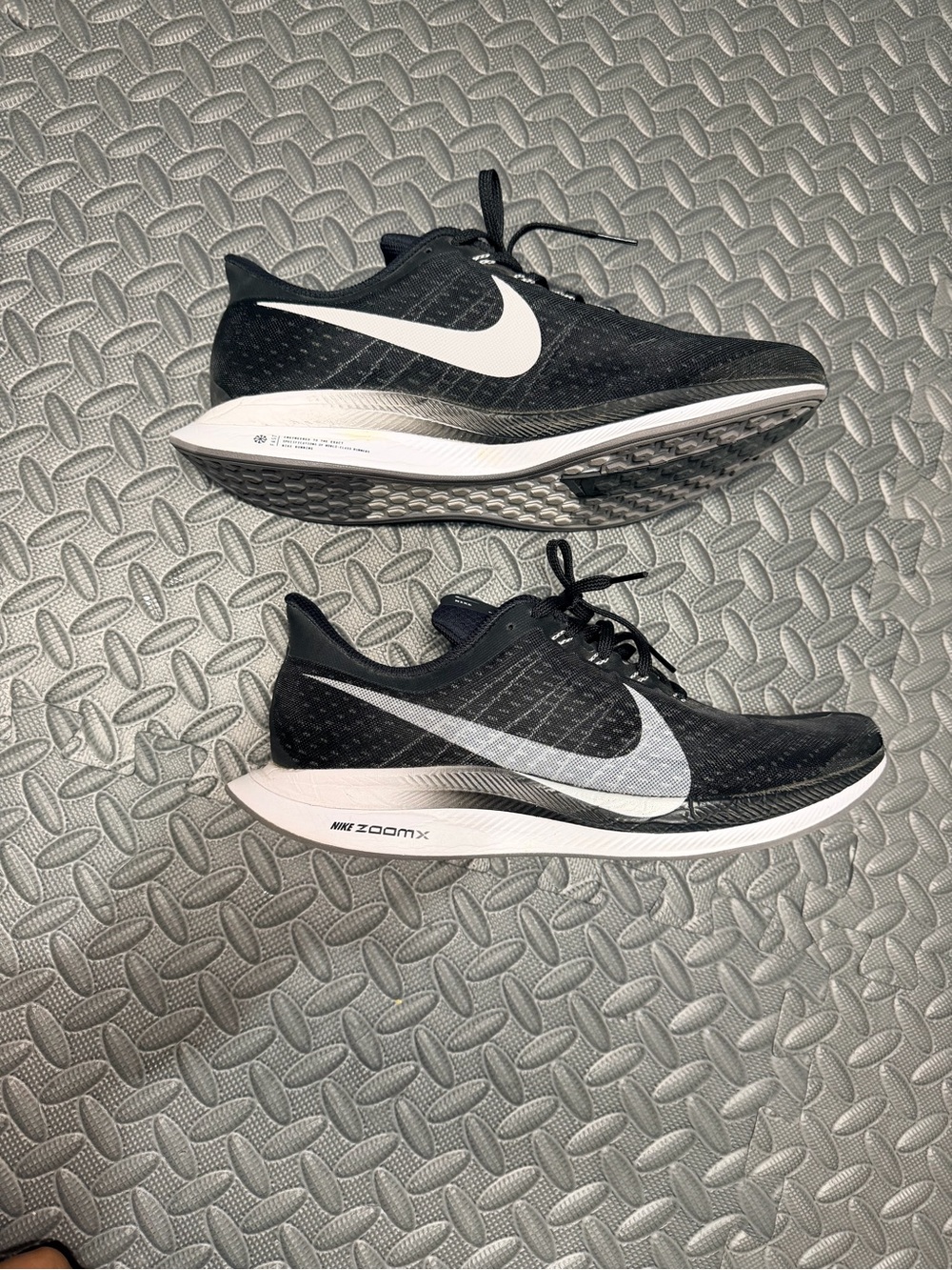 Nike Men’s Pegasus 35 turbo Black and White ZoomX Running Shoes 9.5